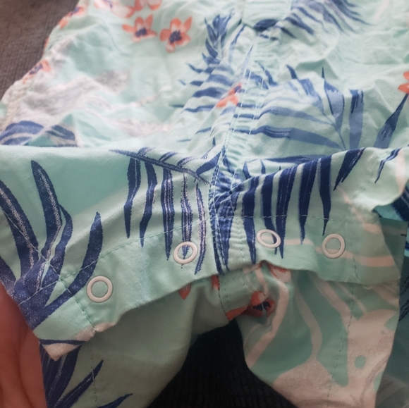 Boys Aloha romper - Picture 3 of 8